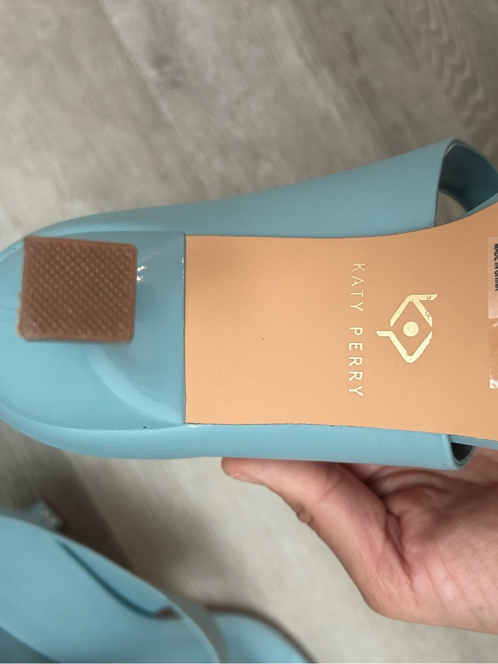 Katy Perry Collections Mint Blue Square-Heel Thong Sandals - Picture 4 of 4